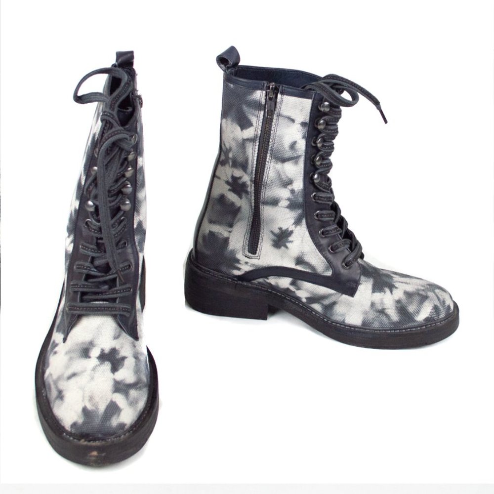 Vintage Foundry Monaris Abstract Tie-Dye Lace Up Boots - Picture 10 of 14
